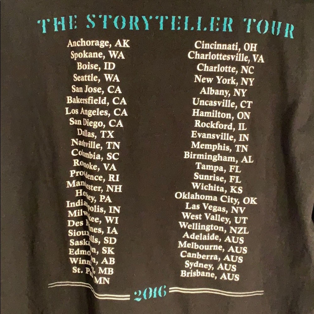 Carrie Underwood The Storyteller Tour Official Tee - Picture 2 of 5